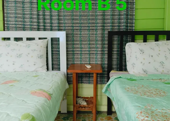 Ban Kru Ae Homehostel 民宿 *