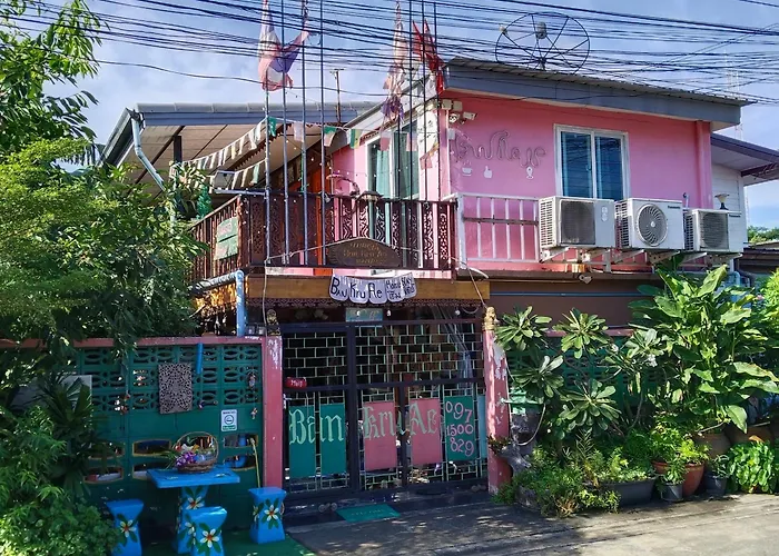 民宿 Ban Kru Ae Homehostel *