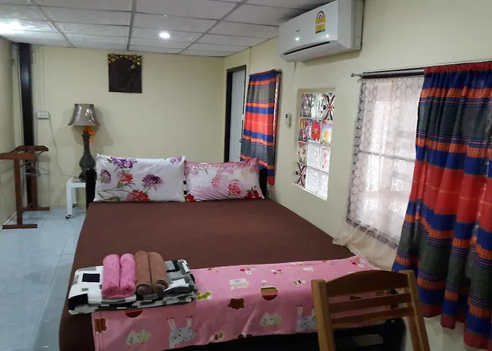 Ban Kru Ae Homehostel 民宿 曼谷