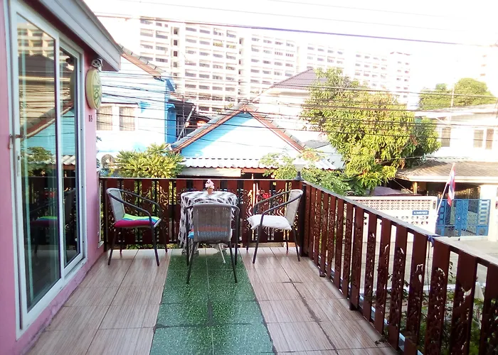 民宿 Ban Kru Ae Homehostel *